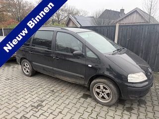 Volkswagen Sharan 2.8 V6 Highline 4Motion – Youngtimer met karakter! ✨
