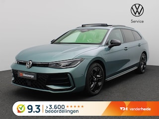 Volkswagen Passat Variant 1.5 eHybrid R-Line Edition 272PK DSG SOH 100%, Black Style, Pano-Schuifdak, Trekhaak, Lederen Bekleding, Memorystoel, 360gr. Camera, Stoel-Stuurverwarming, 18" LM Velgen