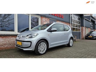 Volkswagen Up 1.0 cheer up! BlueMotion Airco! Cruise Control! PDC! Nette Auto!