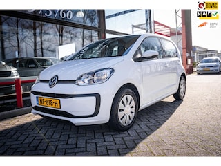 Volkswagen Up 1.0 BMT move up! | Airco | Trekhaak | Bluetooth telefoon | Electrische ramen | Maps & More | DAB+ |