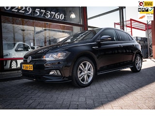 Volkswagen Polo R-line 1.5 TSI Highline Business R | Automaat | parkeer hulp | Cruise control | App-Connect | Navigatie |
