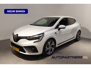 Renault Clio 1.6 E-Tech Hybrid 140 R.S. Line - Stoelverwarming - Apple Carplay/Android Auto - Trekhaak - Parelmoer - Dodehoekdetectie - Leder - Virtual Cockpit