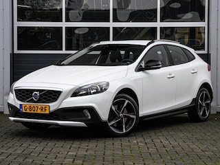 Volvo V40 1.6 D2 Summum | Leder | Navi | PDC | Cruise control