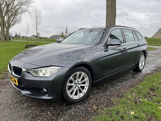 BMW 3-serie Touring 318d High Executive Navi, Leder