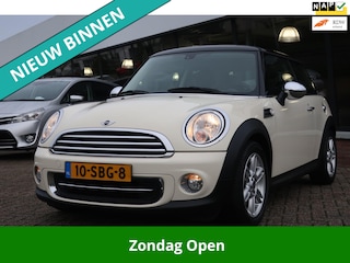 Mini Cooper 1.6 10 Years II 1e EIG_LEDER_NAVI_CRUIS_PDC_NAP.