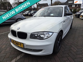 BMW 116i Executive LEUKE AUTO RIJDT EN SCHAKELT TOP