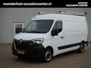 Renault Master T35 2.3 dCi 135 L2H2 Comfort - Lage kilometerstand! - All Seasonbanden - Achteruitrijcamera - Cruise Control - Trekhaak