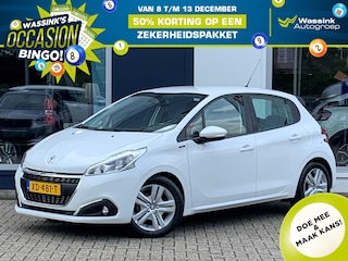 Peugeot 208 1.2 Puretech 82pk Signature | Navigatie | Airconditioning | Cruise control | Bluetooth | Parkeersensoren achter | DAB+
