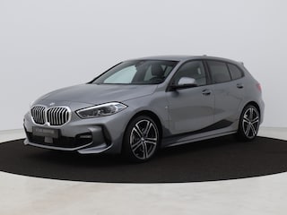 BMW 118i M-Sport | CAMERA | KEYLESS | STOEL- EN STUURVERW.