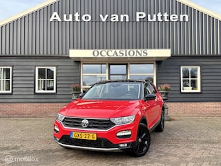 Volkswagen T-Roc 1.5 TSI Sport / Black Edition / Automaat /
