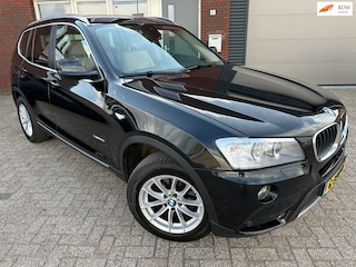 BMW X3 XDrive20i High Executive / Navi / Leder / Camera / PDC