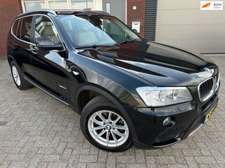 BMW X3 XDrive20i High Executive / Navi / Leder / Camera / PDC