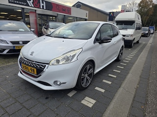 Peugeot 208 1.6 THP GTi zeer mooi dealer onderhouden en slechts 27500 km gelopen