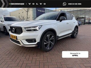 Volvo XC40 1.5 T5 Recharge R-Design | Full Options | Adaptieve Cruise Control | Schuif-/ Kanteldak | 360 Camera | Trekhaak | 20 Inch | Harman Kardon | Elektr. Stoelen | Stoel + Stuurverwarming |