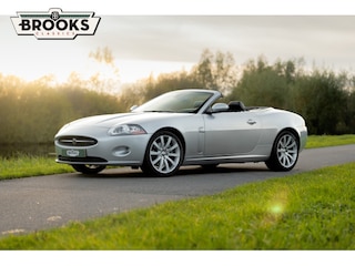 Jaguar XK 4.2 V8 Convertible Dealer onderhouden