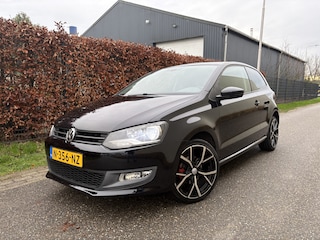 Volkswagen Polo 1.4-16V Highline / NAVI / AIRCO / CRUISE / 123dkm!