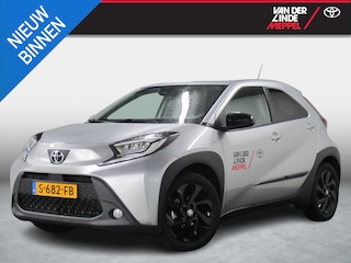 Toyota Aygo 1.0 VVT-i S-CVT first Automaat Airco/ECC Toyota Aygo X 1.0 VVT-i S-CVT first