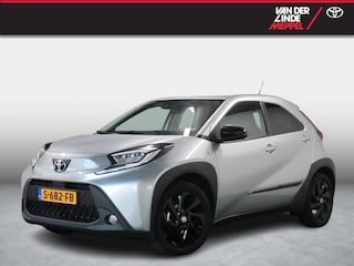 Toyota Aygo 1.0 VVT-i S-CVT first Automaat Airco/ECC Toyota Aygo X 1.0 VVT-i S-CVT first