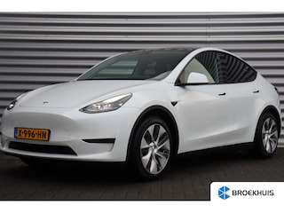 Tesla Model Y RWD 58KWH 238PK AUTOMAAT / NAVI / LEDER / CLIMIA / FULL-LED / CAMERA / 19" LMV / PANO. DAK / AFN. TREKHAAK / AUTO-PILOT / NIEUWSTAAT !!