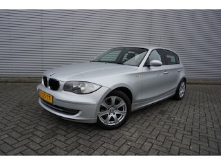 BMW 118i Business Line Airco / Lm velgen / Mistlampen