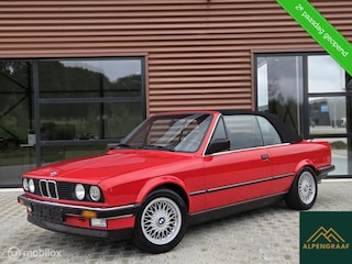 BMW 3-serie Cabrio 320i 6 cilinder e30 roestvrij originele staat