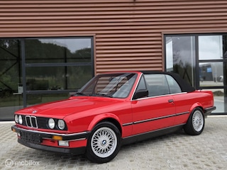 BMW 3-serie Cabrio 320i 6 cilinder e30 roestvrij originele staat