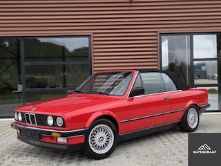 BMW 3-serie Cabrio 320i 6 cilinder e30 roestvrij originele staat