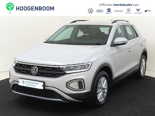 Volkswagen T-Roc 1.5 TSI Style | Parkeerassistent | Adaptieve cruise control | CarPlay | Parkeersensoren | Airco | Digital cockpit pro |