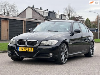 BMW 318i Business Line Automaat*Cruise*Clima*LM velgen*Parkeersensoren*