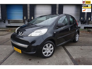 Peugeot 107 1.0-12V XR