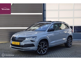 Skoda Karoq 1.5 TSI ACT Sportline Business Panoramisch schuif-/kanteldak Canton Sound System
