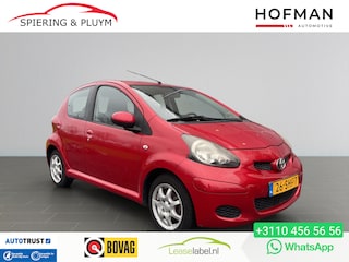 Toyota Aygo 1.0-12V Comfort Navigator | Cruisecontrol | Dealeronderhouden |