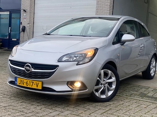 Opel Corsa 1.4 Edition/ sport pakket/AUTOMAAT/ nap/ 2e EIG/ dealeronderhouden/1jaar apk/ zeer nette auto.