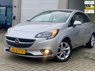 Opel Corsa 1.4 Edition/ sport pakket/AUTOMAAT/ nap/ 2e EIG/ dealeronderhouden/1jaar apk/ zeer nette auto.