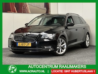 Skoda Superb COMBI 1.8 TSI STYLE BUSINESS AUTOMAAT GROOT NAVIGATIE CRUISE CONTROL STOELVERWARMING TREKHAAK LM VELGEN 18 INCH & INCL WINTERSET