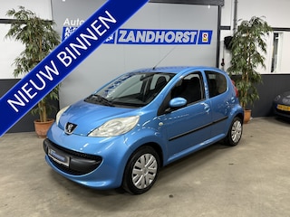 Peugeot 107 1.0-12V XR