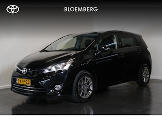 Toyota Corolla Verso 1.8 VVT-i Business | Trekhaak | Panoramadak | Achteruitrijcamera | Dealeronderhouden |