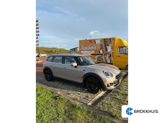 Mini Clubman 1.5 One Business Edition 17" Lichtmetaal | Leder/Stof | Navigatie | Carplay | Cruise | Airco | LED | Digitaal Dashboard | Airco | Apple Carplay/Android Auto|telefoonintegratie premium | Audio-navigatie full map
