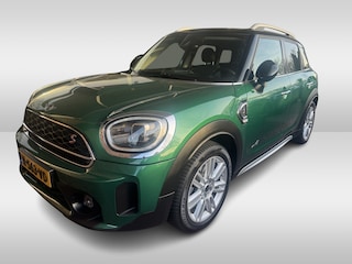 Mini Countryman 2.0 Cooper S ALL4 Classic / Trekhaak / Camera / Head-up / Keyless / 18'' / CarPlay / Stoelverwarming / DAB / Cruise Control