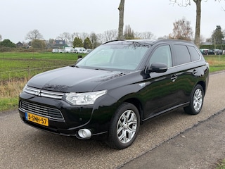 Mitsubishi Outlander 2.0 PHEV Instyle APK 05-2026 Airco NAP Panodak