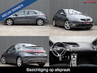 Honda Civic 1.8 Executive * PANORAMADAK * TREKHAAK !!