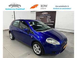 Fiat Punto Grande 1.4 Edizione Prima 5-DEURS / LM VELGEN