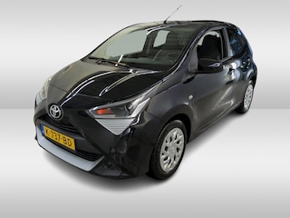 Toyota Aygo 1.0 VVT-i x-play |Carplay|Camera|Airco|Led!