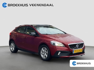 Volvo V40 1.6 T4 180PK Automaat Summum | Panoramadak | Trekhaak | Navigatie | Stoelverwarming