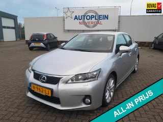 Lexus CT 200h Luxury Line keurig nette maar ook luxe goed onderhouden Lexus met een mooie kilometerstand!