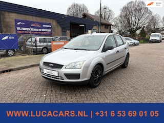 Ford Focus 1.4-16V Ambiente NIEUWE APK!