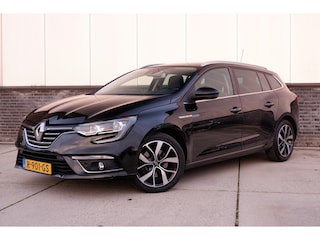 Renault Mégane Estate 1.3 TCe Bose 163pk | Trekhaak | Camera | Carplay | Navi | Climate