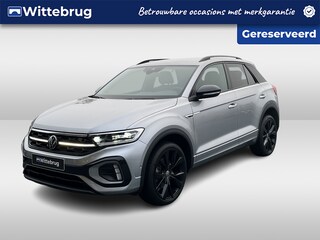 Volkswagen T-Roc 1.5 TSI 150pk DSG R-Line / Black style / Virtual cockpit / Afneembare trekhaak / IQ Led / Elek Achterklep / 19'' LMV