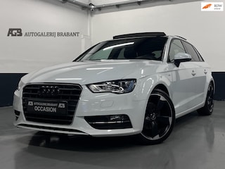 Audi A3 Sportback 1.4 TFSI S line Sportpaket Pano/Leder/Stoelverw/Navi