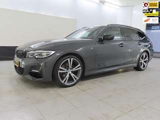BMW 3-serie Touring 320i Business M SPORT+Led-adaptief+wifi+Harman-Kardon+Navigatie+Leder+19"lnv+Elek-trekhaak = SUPER !!